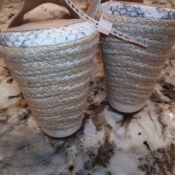 Cole Haan Cloudfeel Espadrille Wedge Sandal women's Clearance $150 - Picture 6 of 8